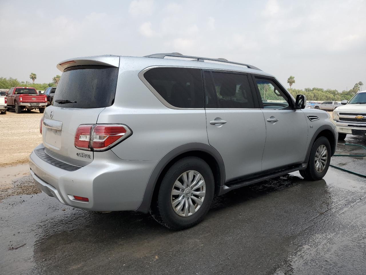 2017 Nissan Armada Sv vin: JN8AY2ND7H9009665