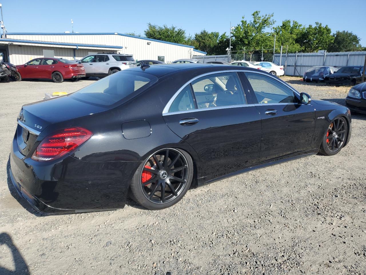 2018 Mercedes-Benz S 63 Amg 4Matic vin: WDDUG8JB5JA397279