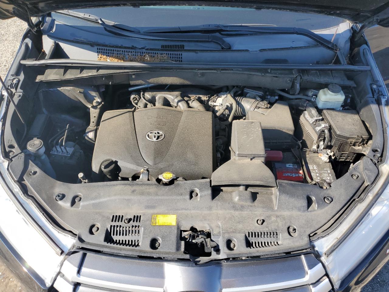 5TDJZRFH7HS455187 2017 Toyota Highlander Se