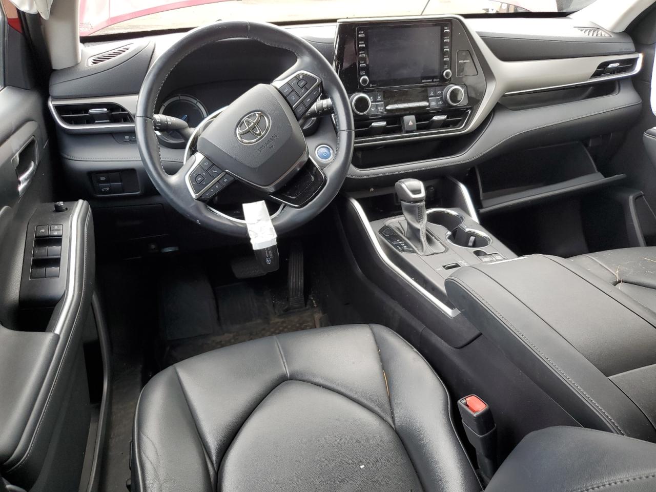 5TDHBRCH9MS530599 2021 Toyota Highlander Hybrid Xle