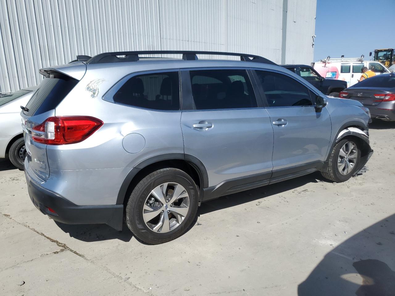 2021 Subaru Ascent Premium vin: 4S4WMAFD3M3400049