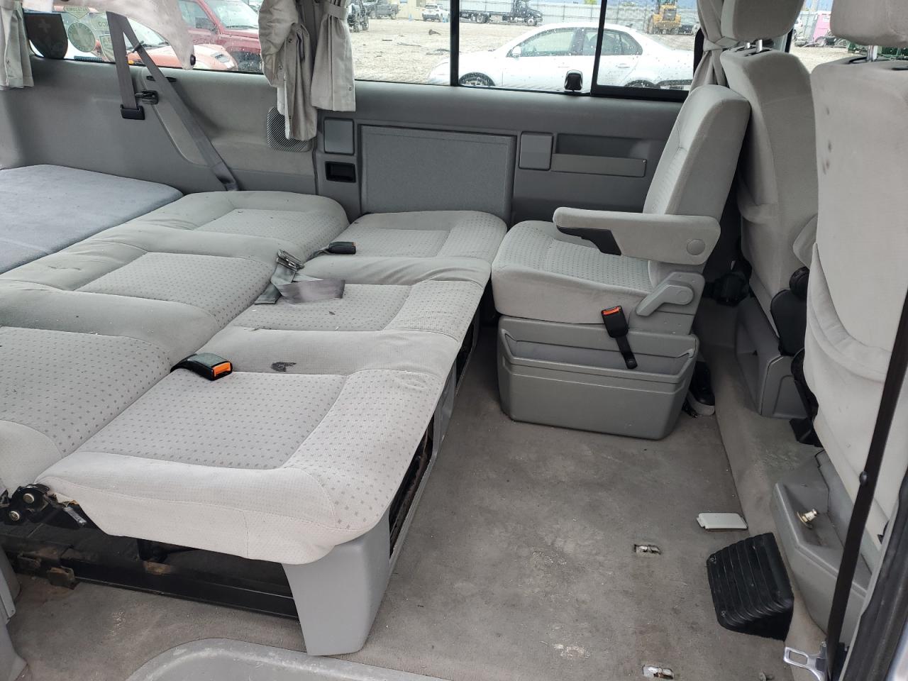 WV2NB47013H000643 2003 Volkswagen Eurovan Mv