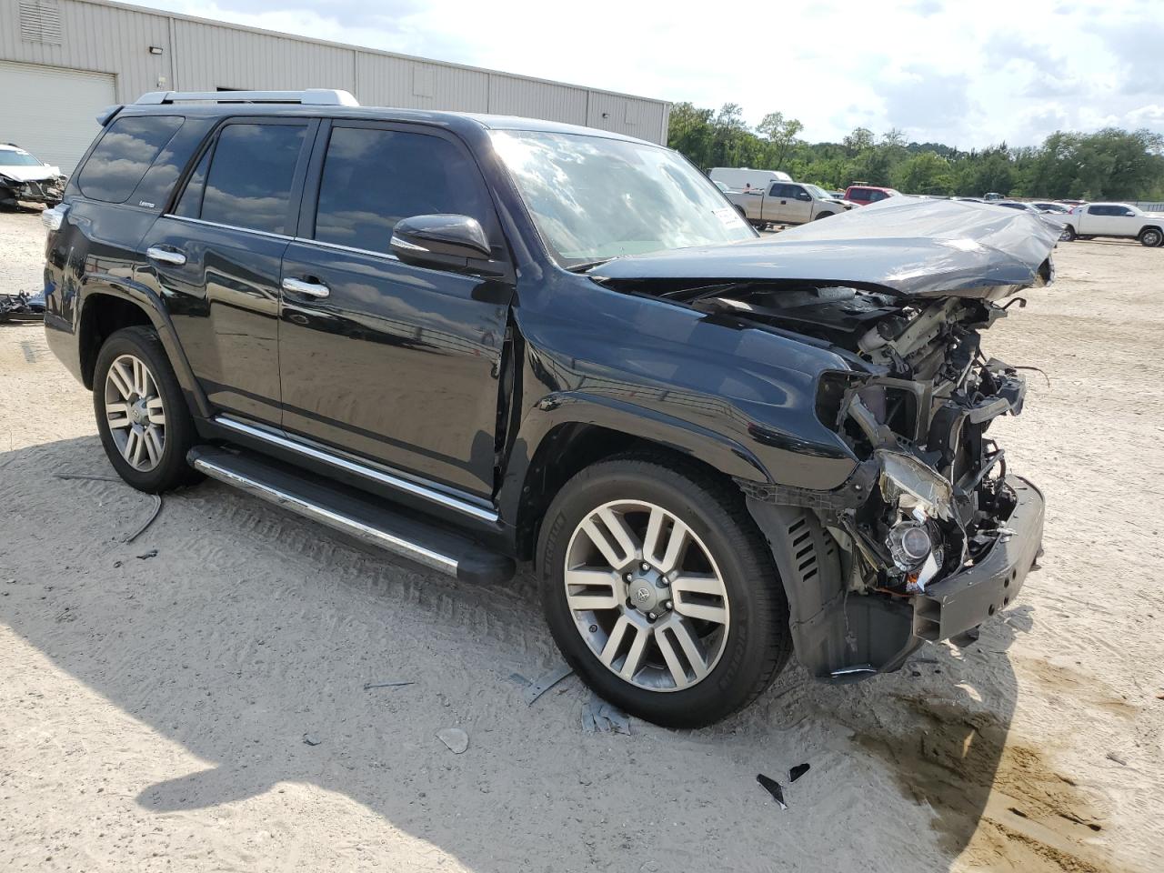 JTEZU5JR3G5126755 2016 Toyota 4Runner Sr5