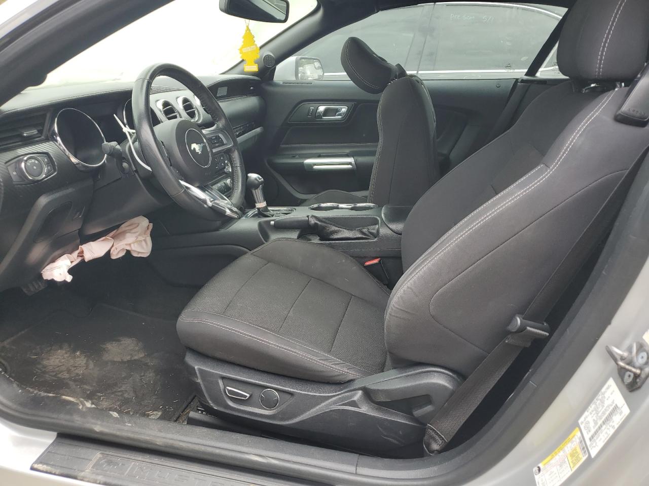 1FATP8EM4H5318100 2017 Ford Mustang