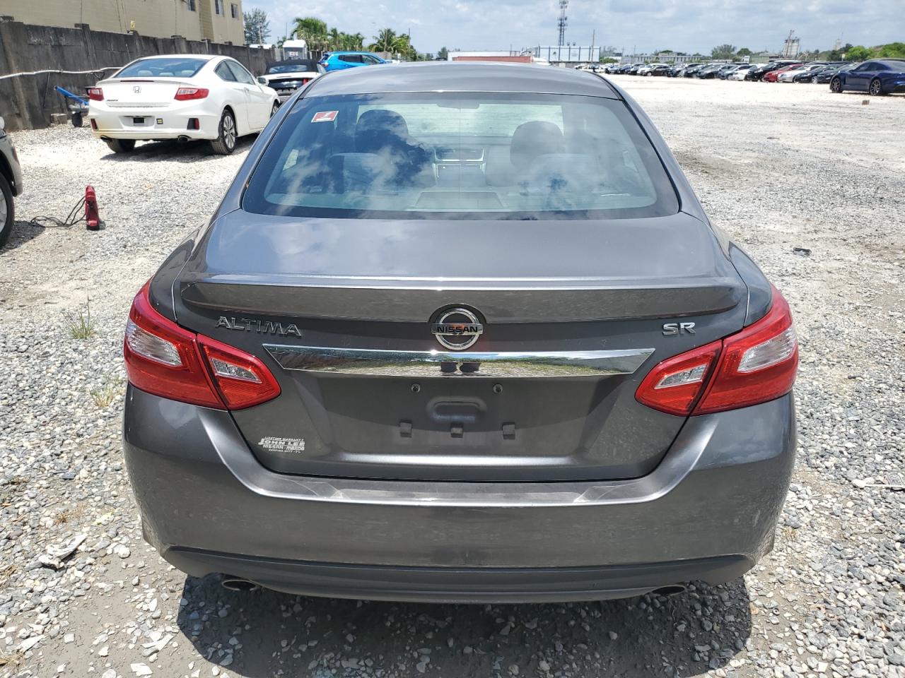 1N4AL3AP2GC174711 2016 Nissan Altima 2.5