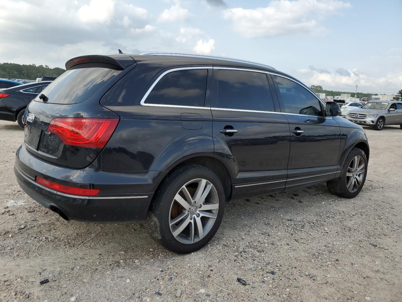 WA1LGAFE8CD000580 2012 Audi Q7 Premium Plus