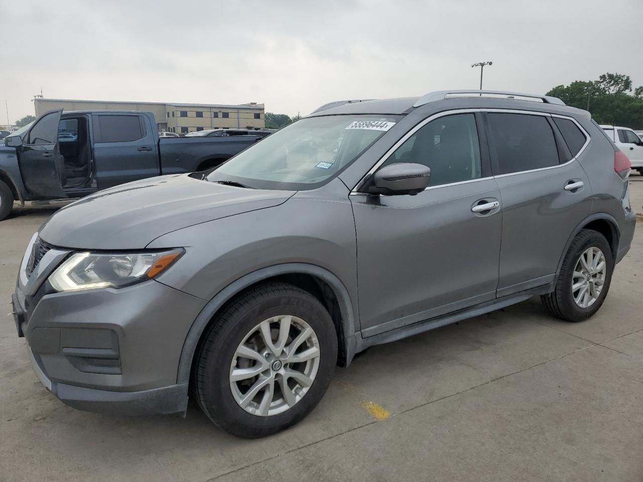 2018 Nissan Rogue S vin: KNMAT2MV0JP540017