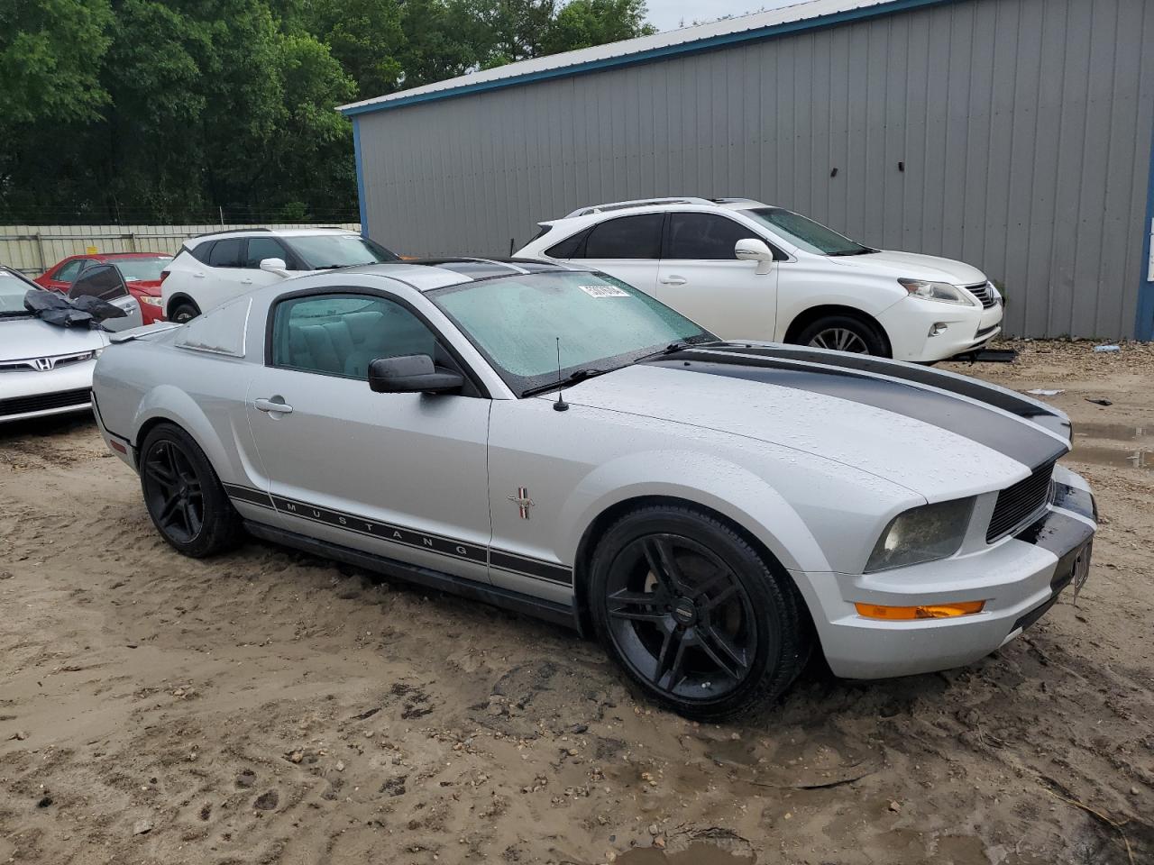 1ZVHT80N275212977 2007 Ford Mustang