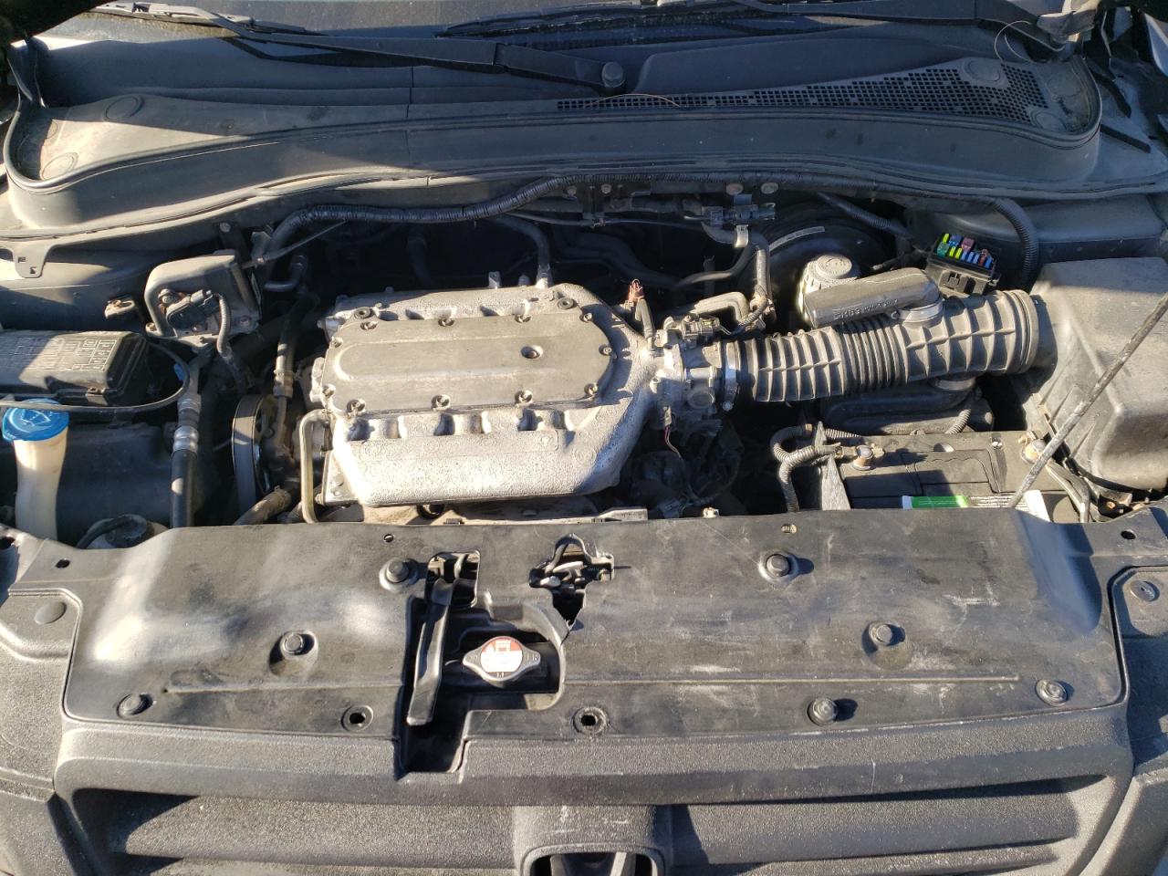 5FNYF18635B058323 2005 Honda Pilot Exl