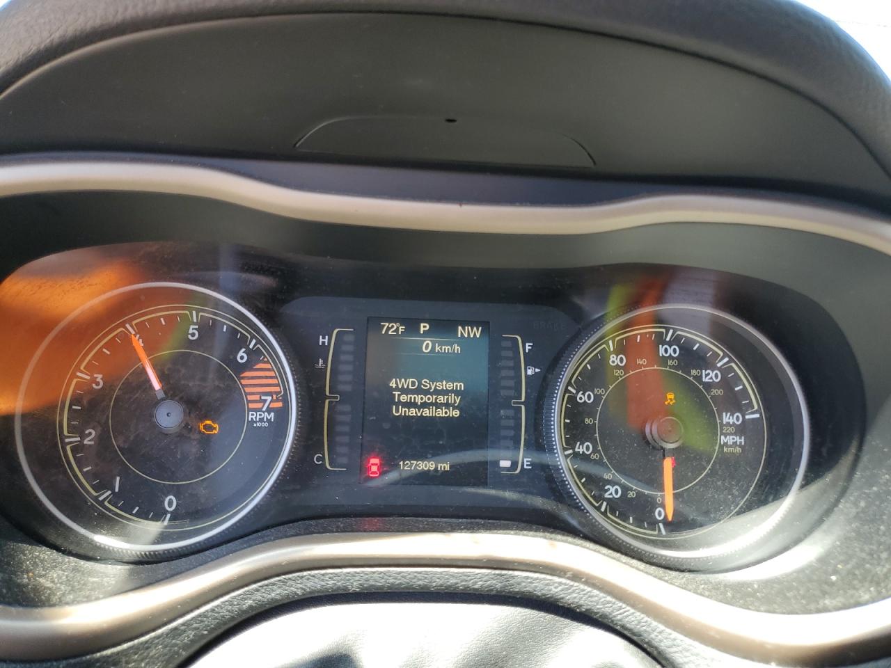 1C4PJMCB5HW556149 2017 Jeep Cherokee Latitude