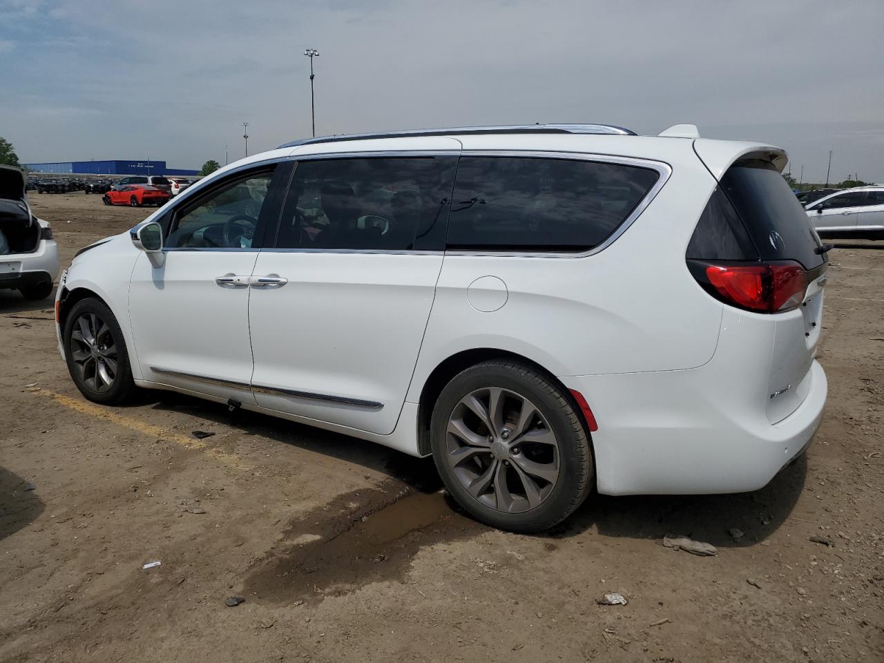 2C4RC1GG8HR669917 2017 Chrysler Pacifica Limited