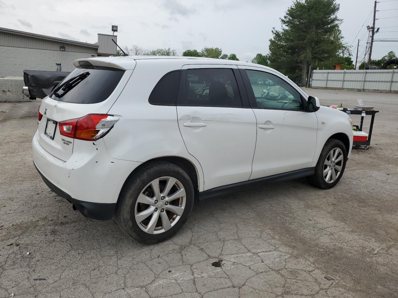 4A4AR3AU0FE023229 2015 Mitsubishi Outlander Sport Es