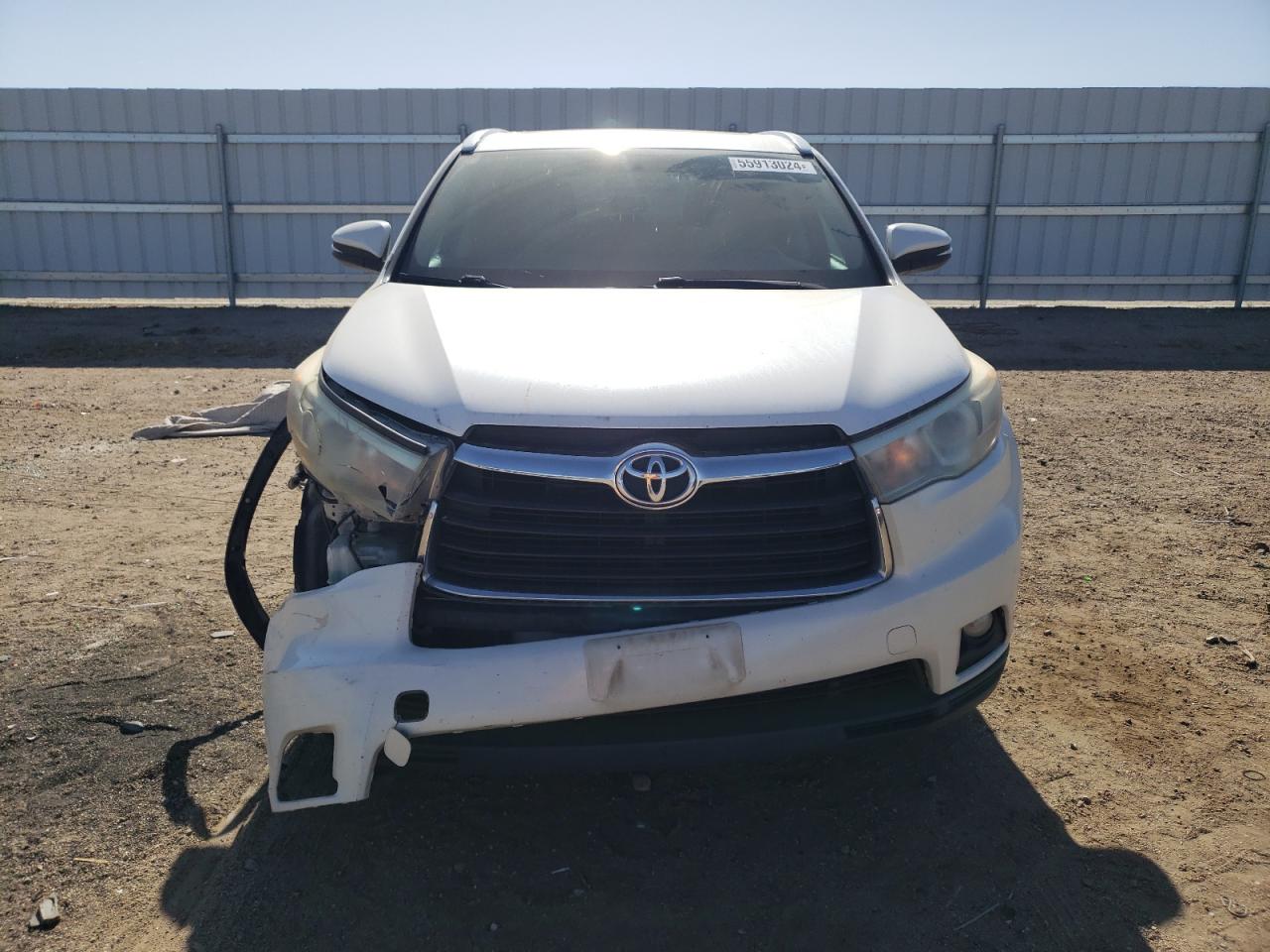 5TDKKRFH4FS106901 2015 Toyota Highlander Xle