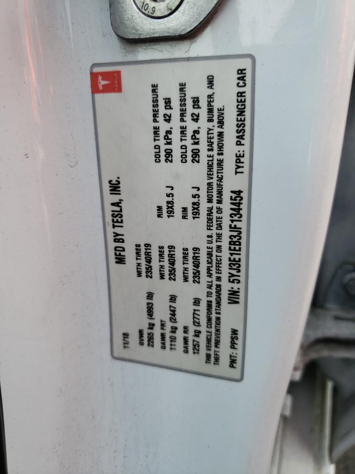 5YJ3E1EB3JF134454 2018 Tesla Model 3