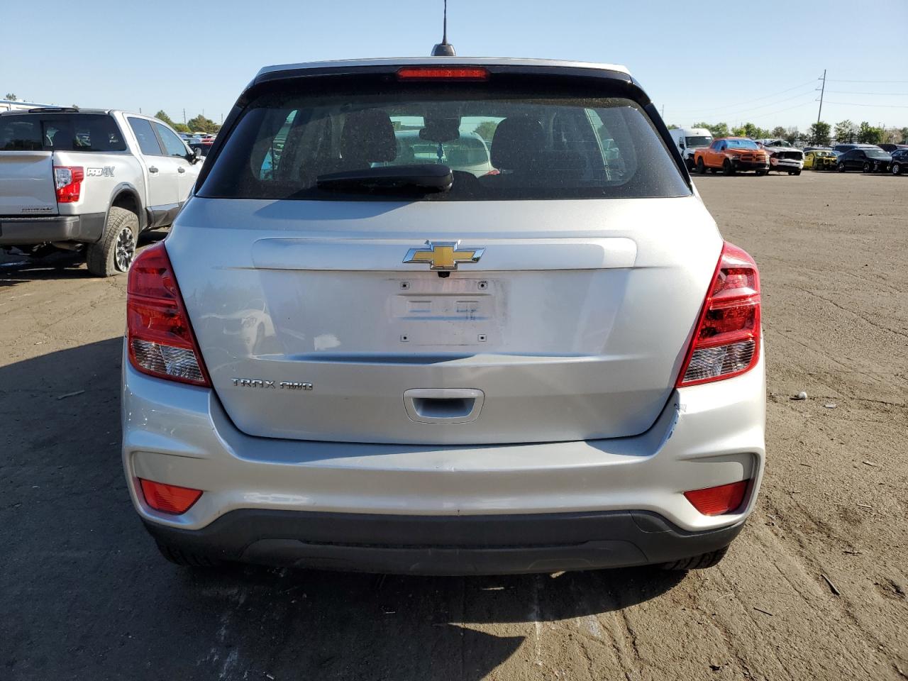 3GNCJNSB5KL152990 2019 Chevrolet Trax Ls