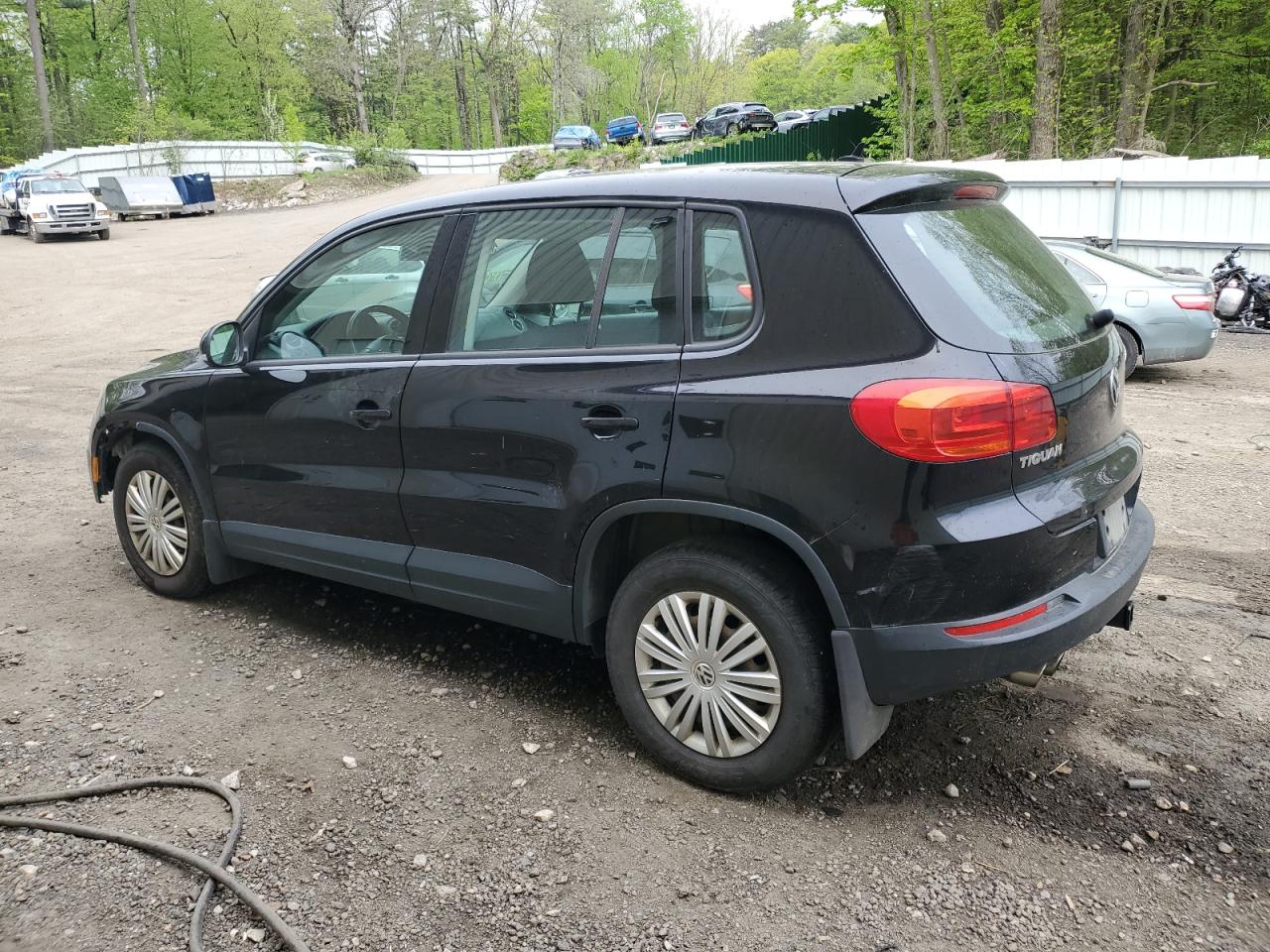 WVGAV3AXXEW527577 2014 Volkswagen Tiguan S