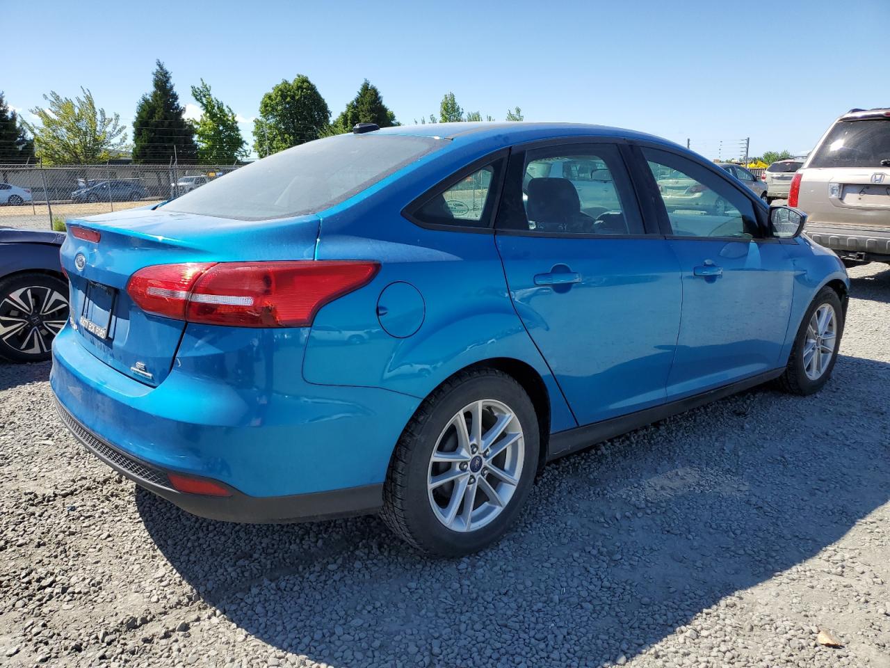 1FADP3F25GL398859 2016 Ford Focus Se