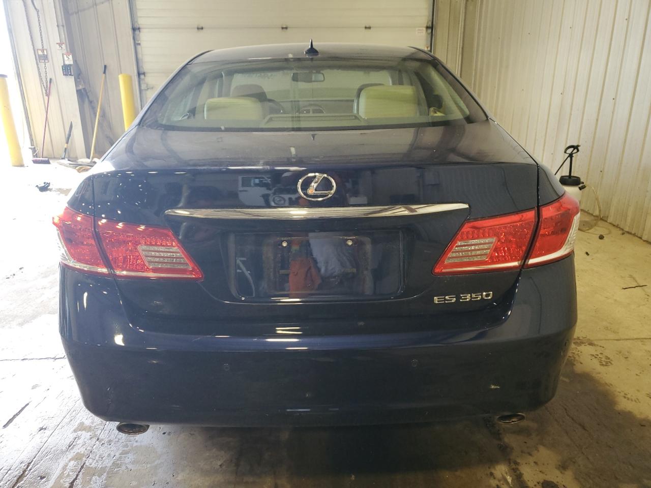 JTHBK1EG9B2463744 2011 Lexus Es 350