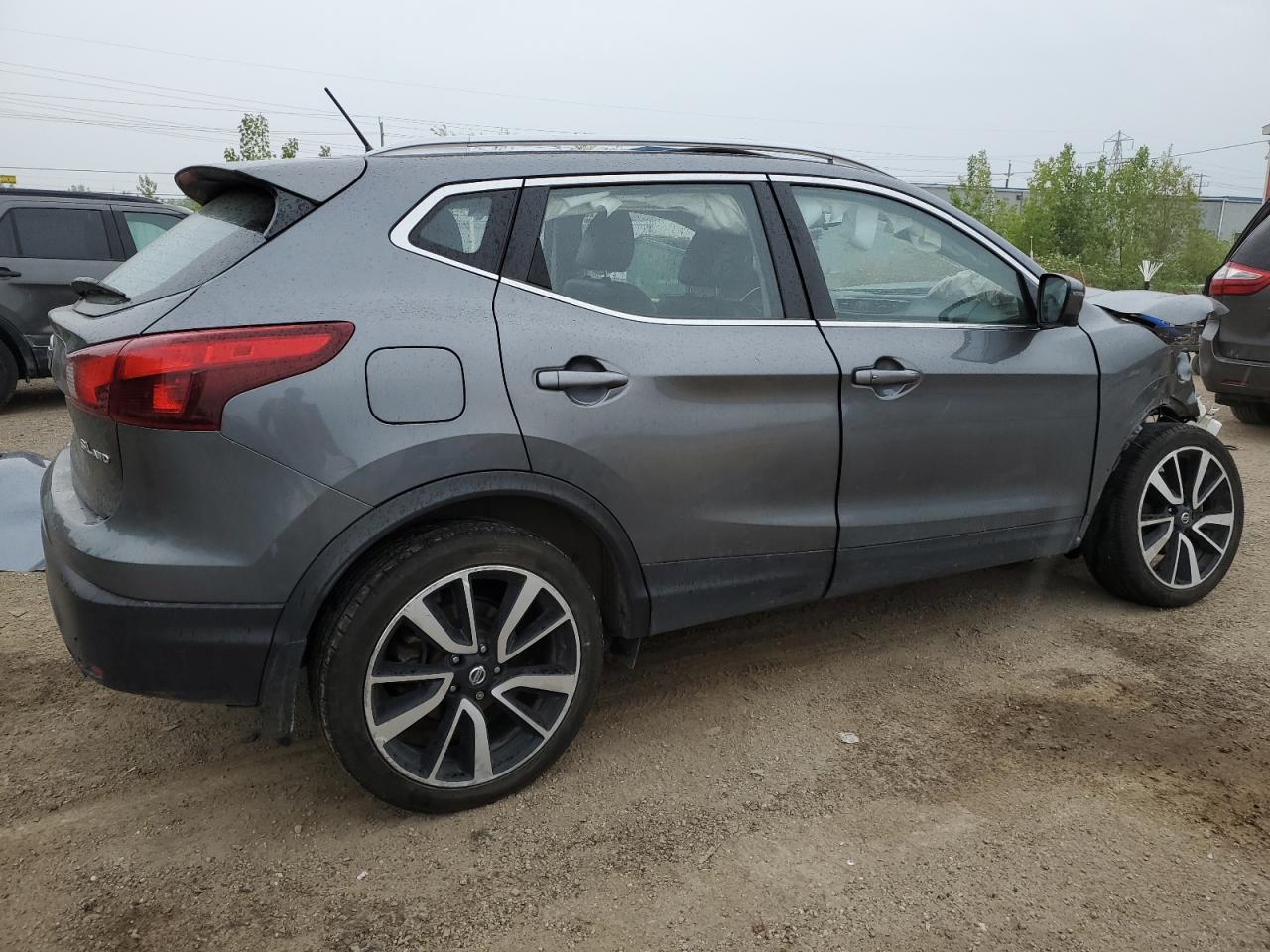 JN1BJ1CR3JW285073 2018 Nissan Qashqai