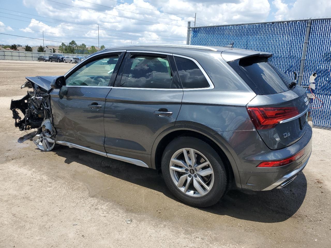 WA1GAAFY5N2015145 2022 Audi Q5 Premium 45