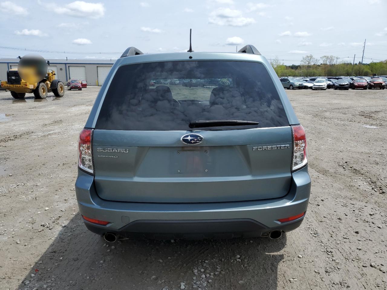 Lot #2635501681 2011 SUBARU FORESTER