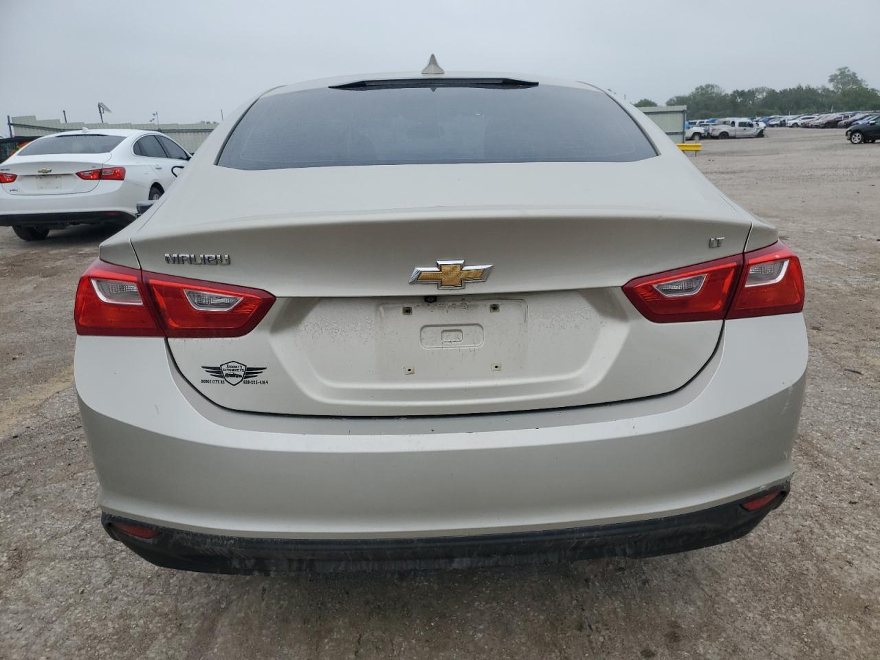 1G1ZE5STXGF272472 2016 Chevrolet Malibu Lt