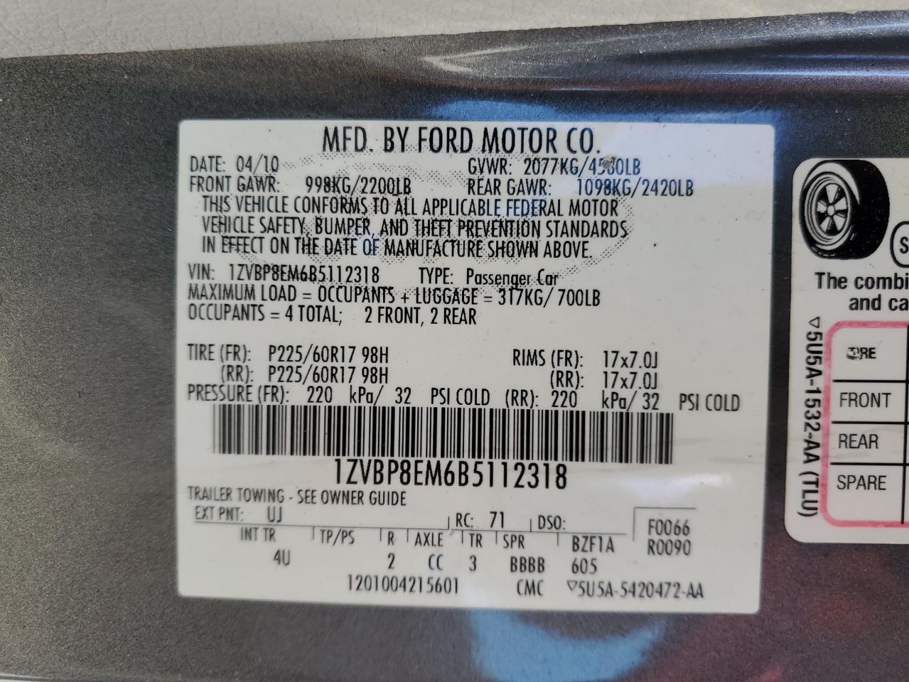 1ZVBP8EM6B5112318 2011 Ford Mustang