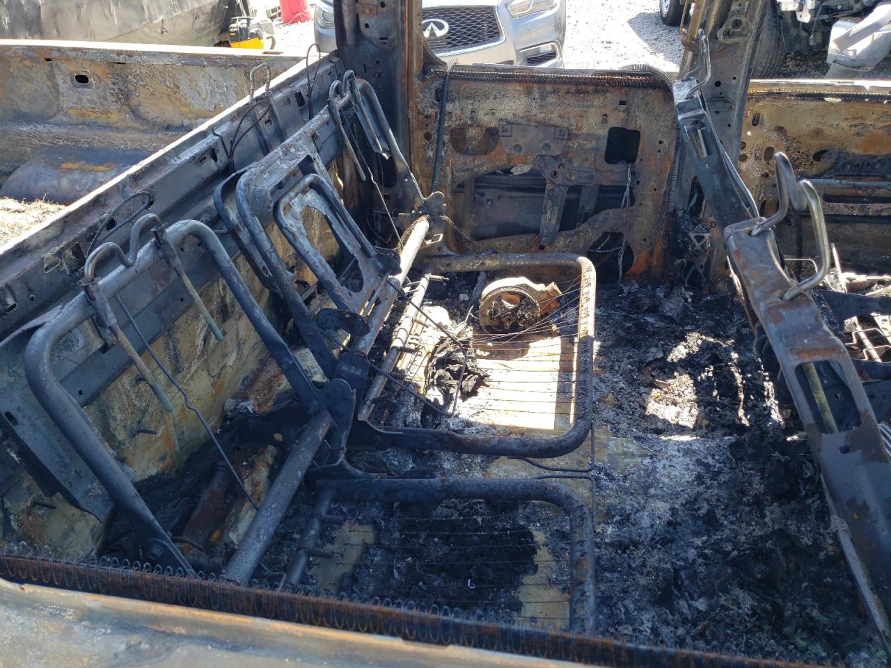 3GTP1VE01BG370714 2011 GMC Sierra C1500 Sle