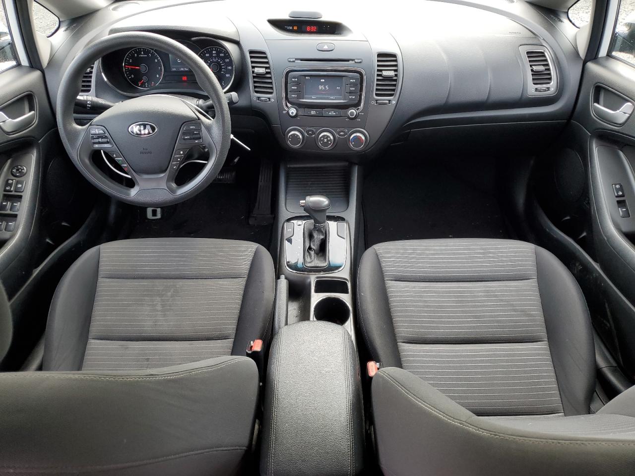 3KPFL4A77HE082316 2017 Kia Forte Lx