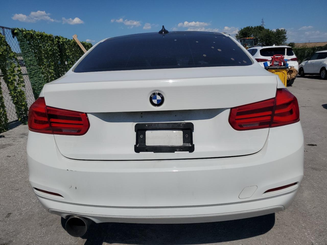 Lot #2614831161 2017 BMW 330 XI