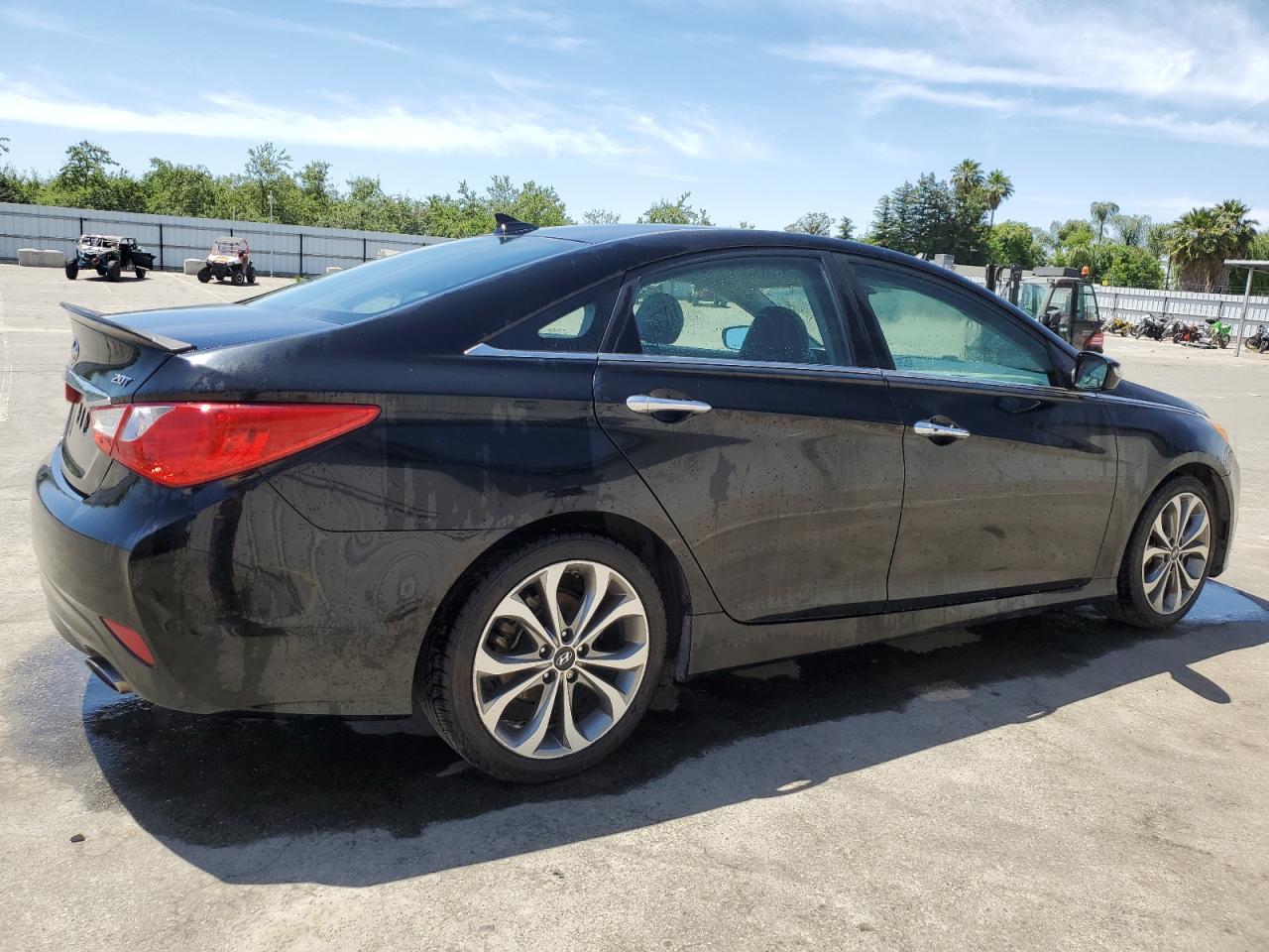 5NPEC4AB6EH853646 2014 Hyundai Sonata Se