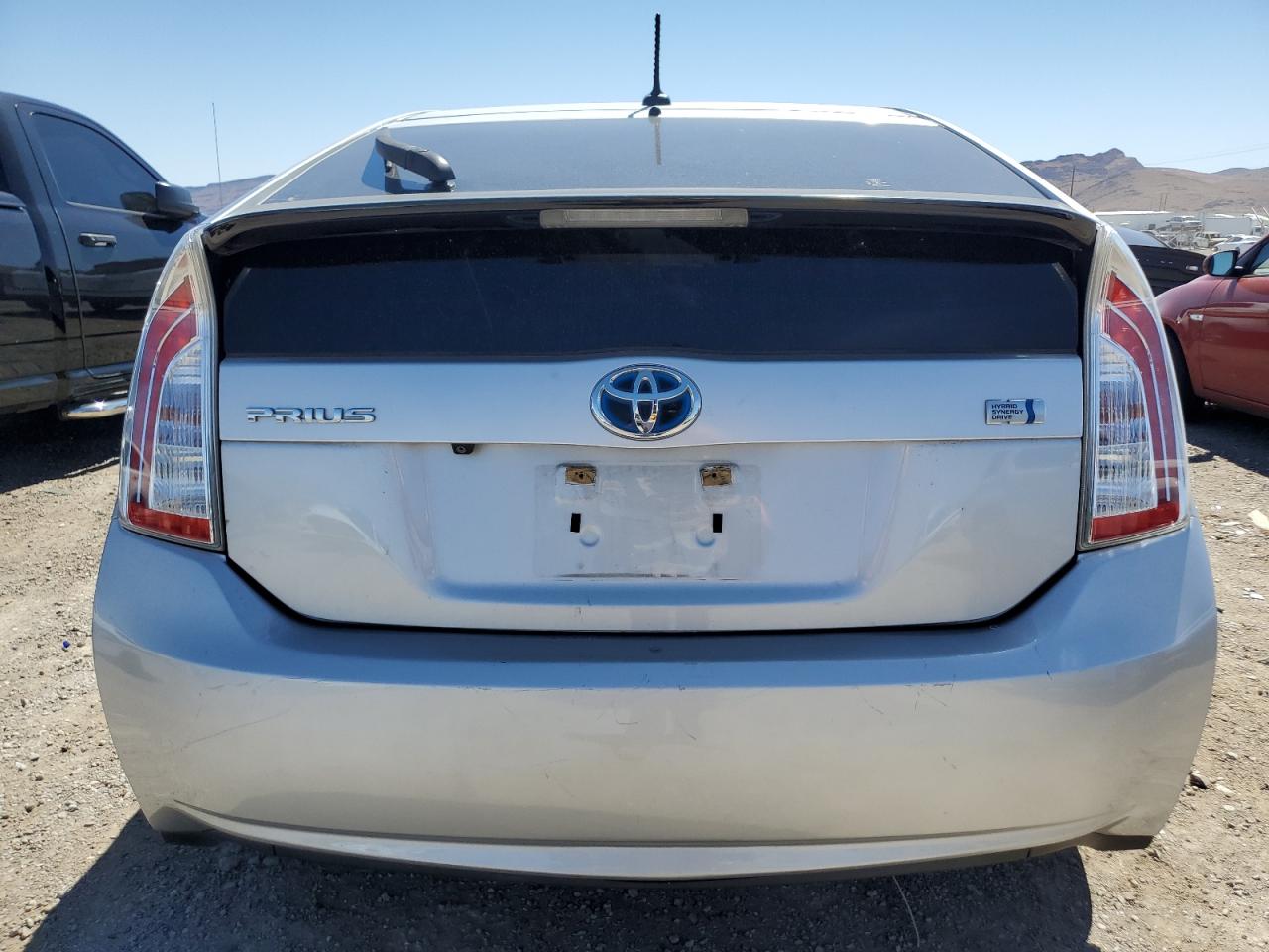 JTDKN3DU7E1772795 2014 Toyota Prius