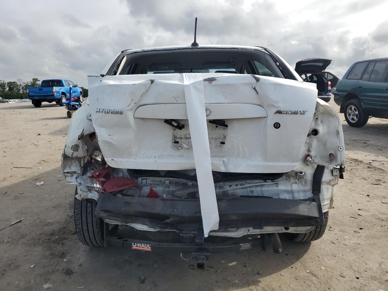 KMHCN46C18U240763 2008 Hyundai Accent Gls