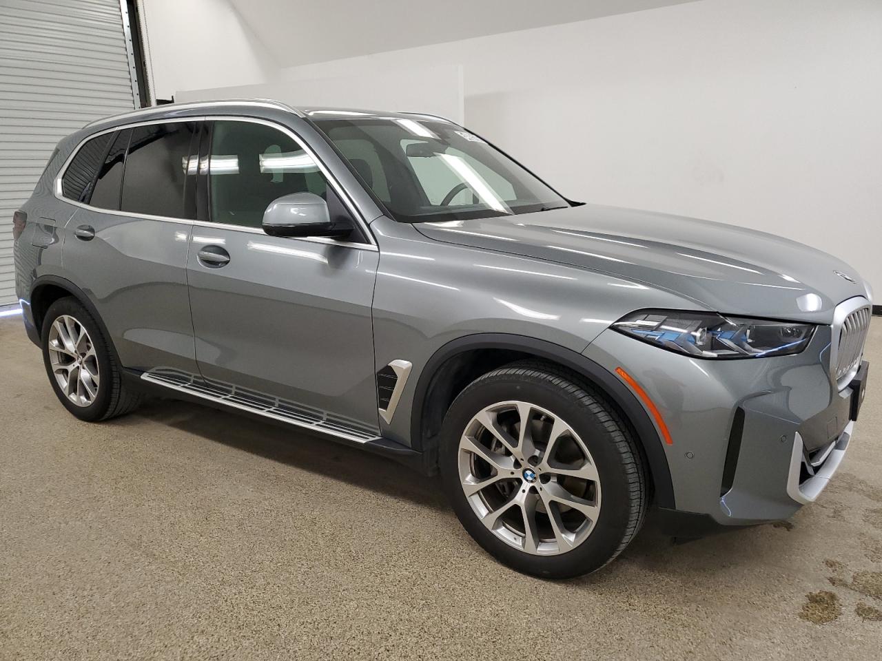 2024 BMW X5 xDrive40I vin: 5UX23EU08R9T46781