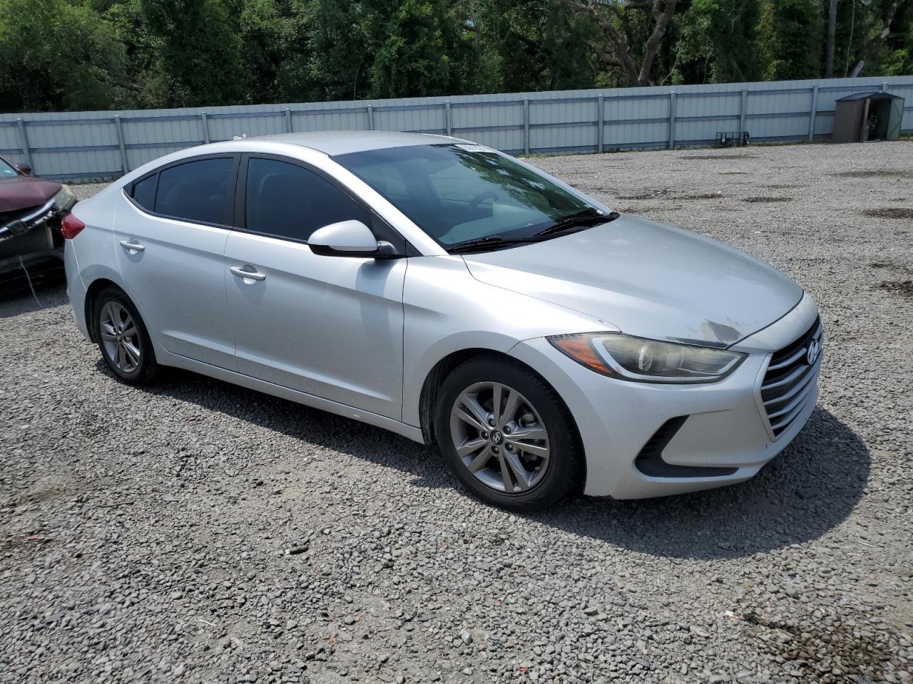 5NPD84LF8HH189318 2017 Hyundai Elantra Se