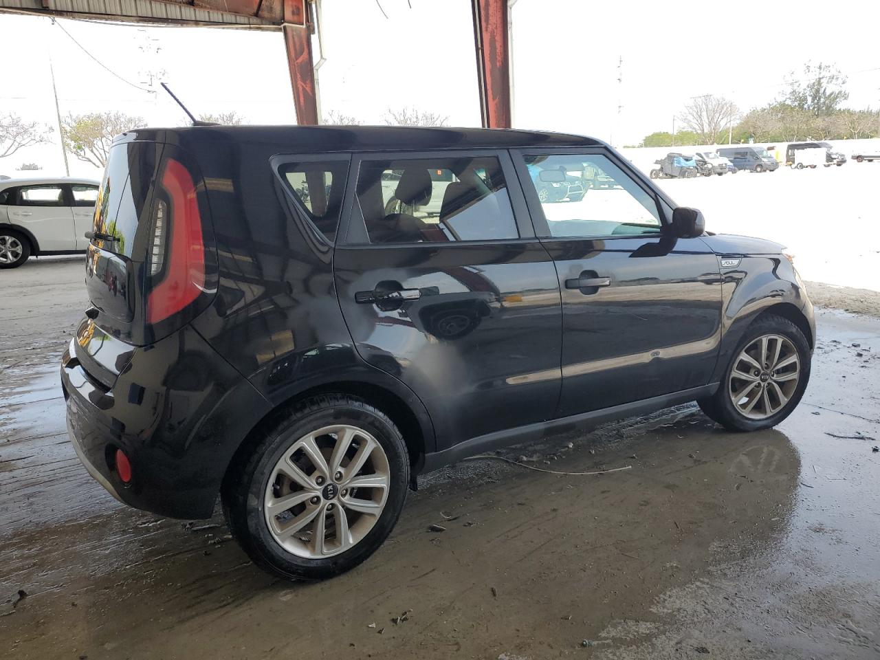 KNDJP3A51K7630924 2019 Kia Soul +