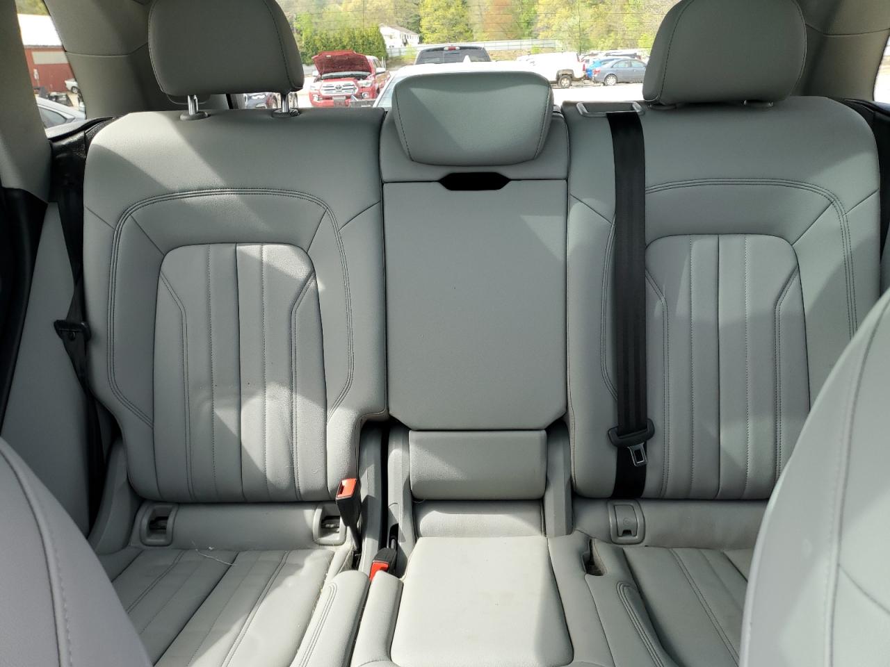 WA1EAAFY2N2044111 2022 Audi Q5 Premium Plus 45