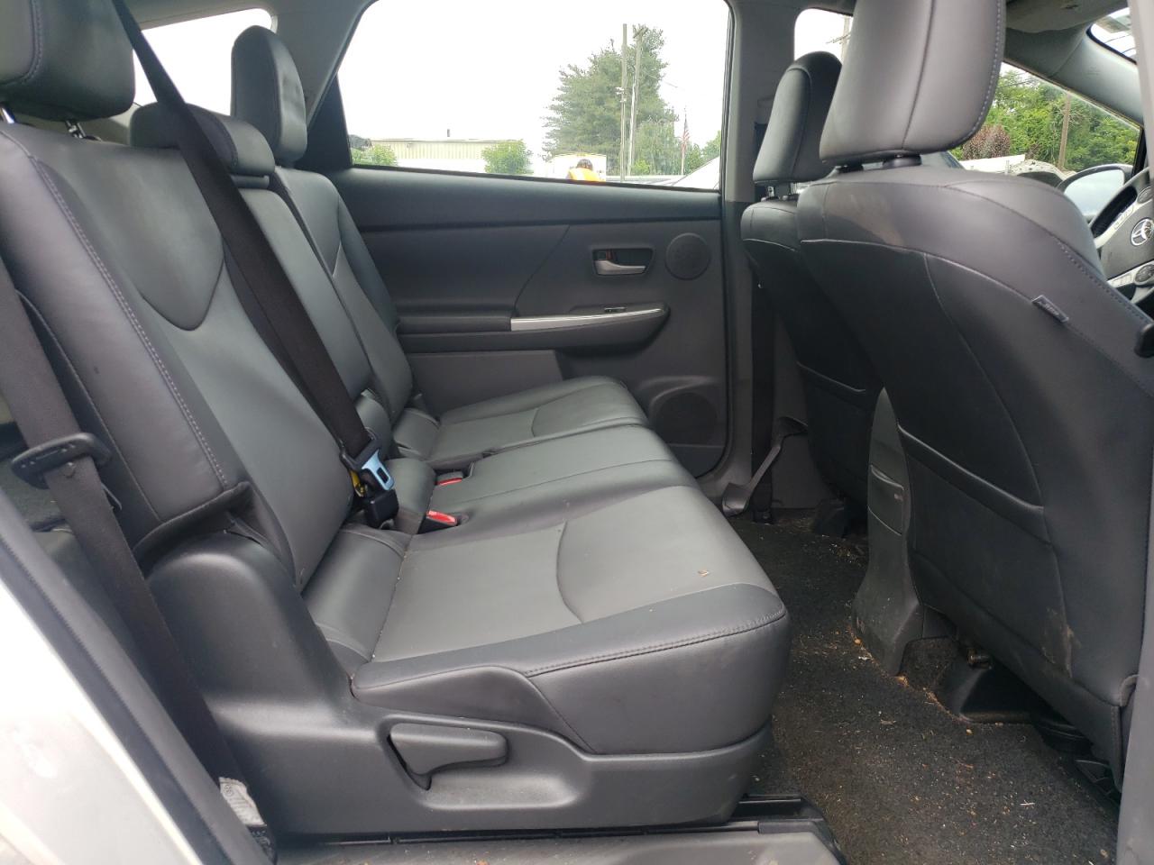 JTDZN3EU4D3234930 2013 Toyota Prius V