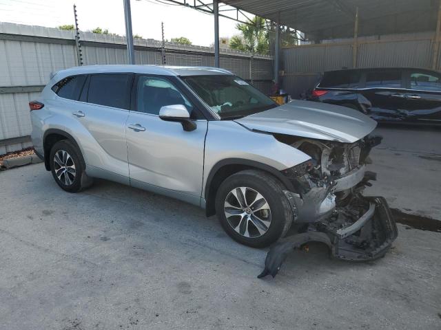 2022 Toyota Highlander Xle VIN: 5TDGZRBH7NS583697 Lot: 54163244