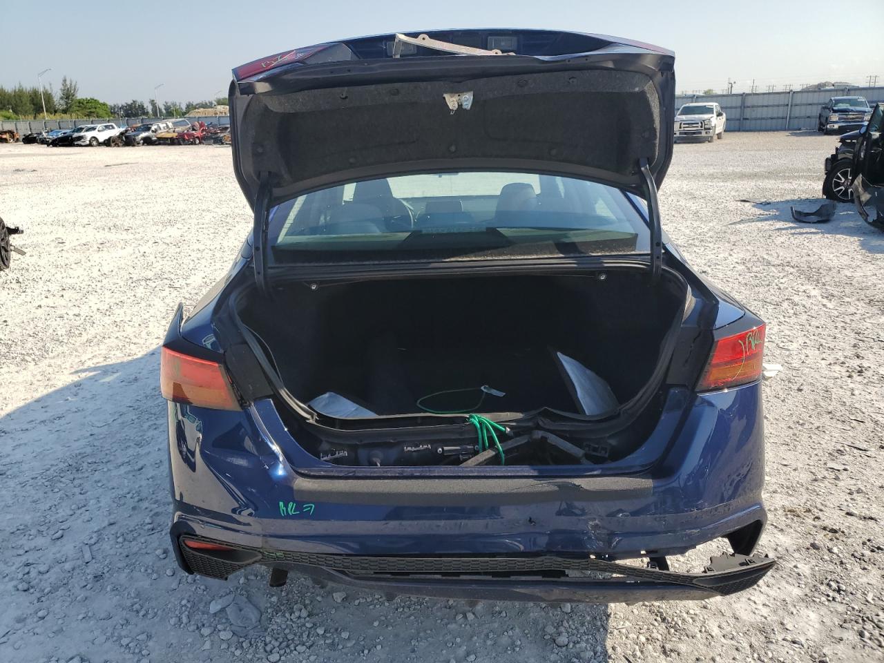 1N4BL4BV3KC130796 2019 Nissan Altima S