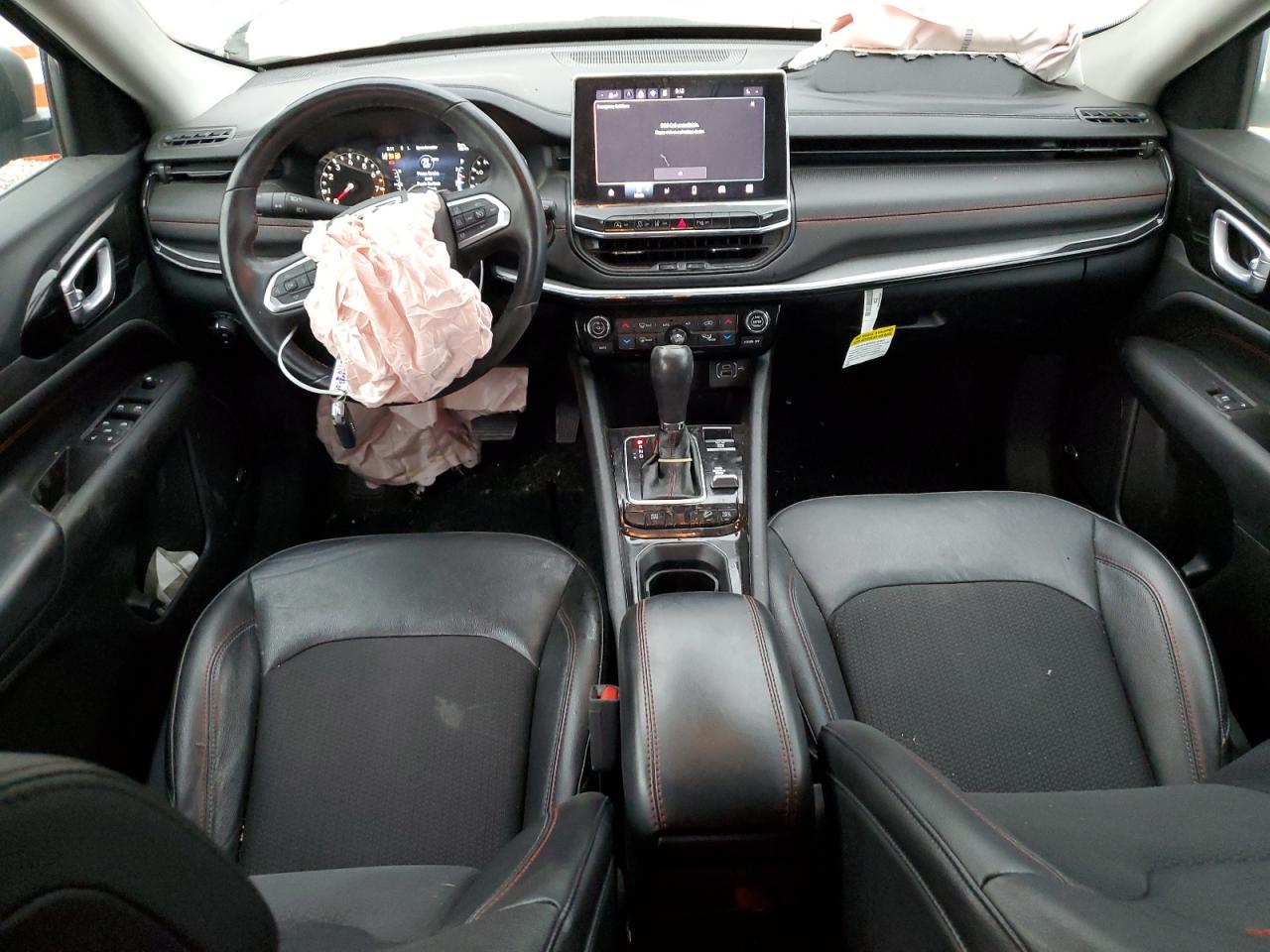 3C4NJDDB5NT128024 2022 Jeep Compass Trailhawk