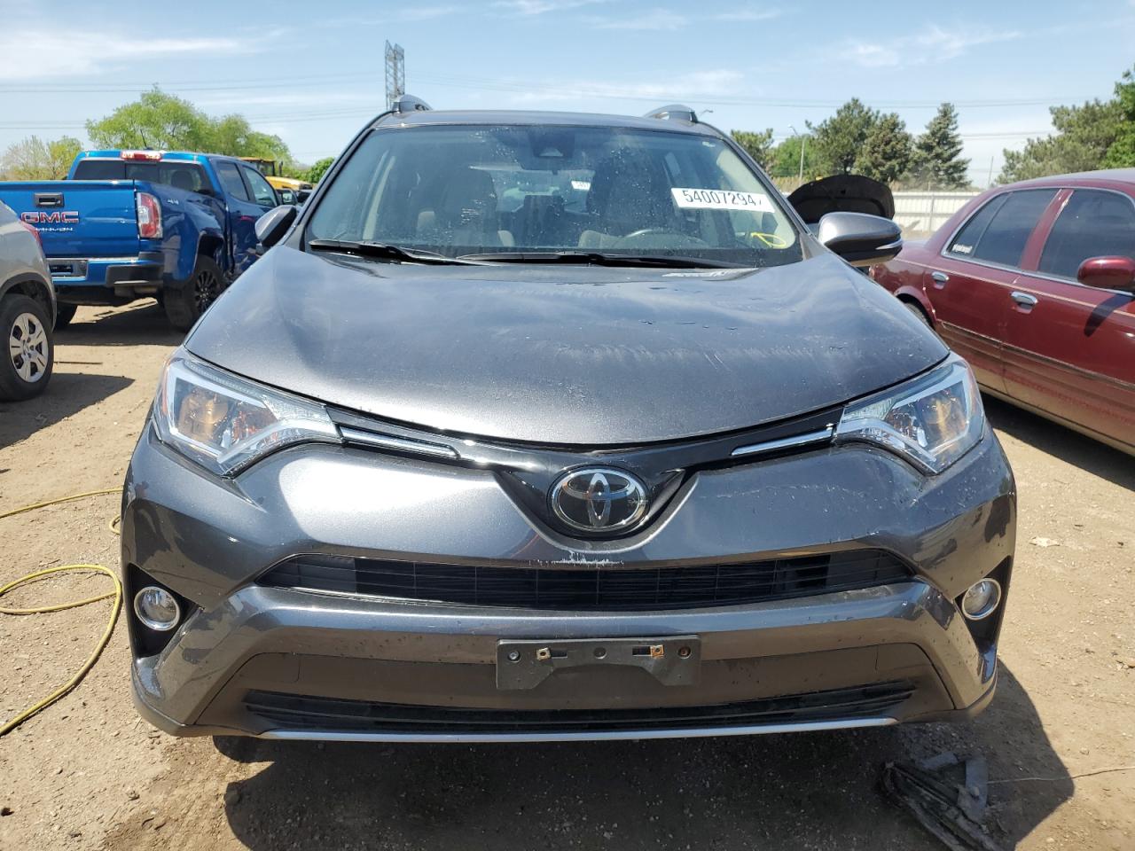 JTMRFREVXHD213444 2017 Toyota Rav4 Xle