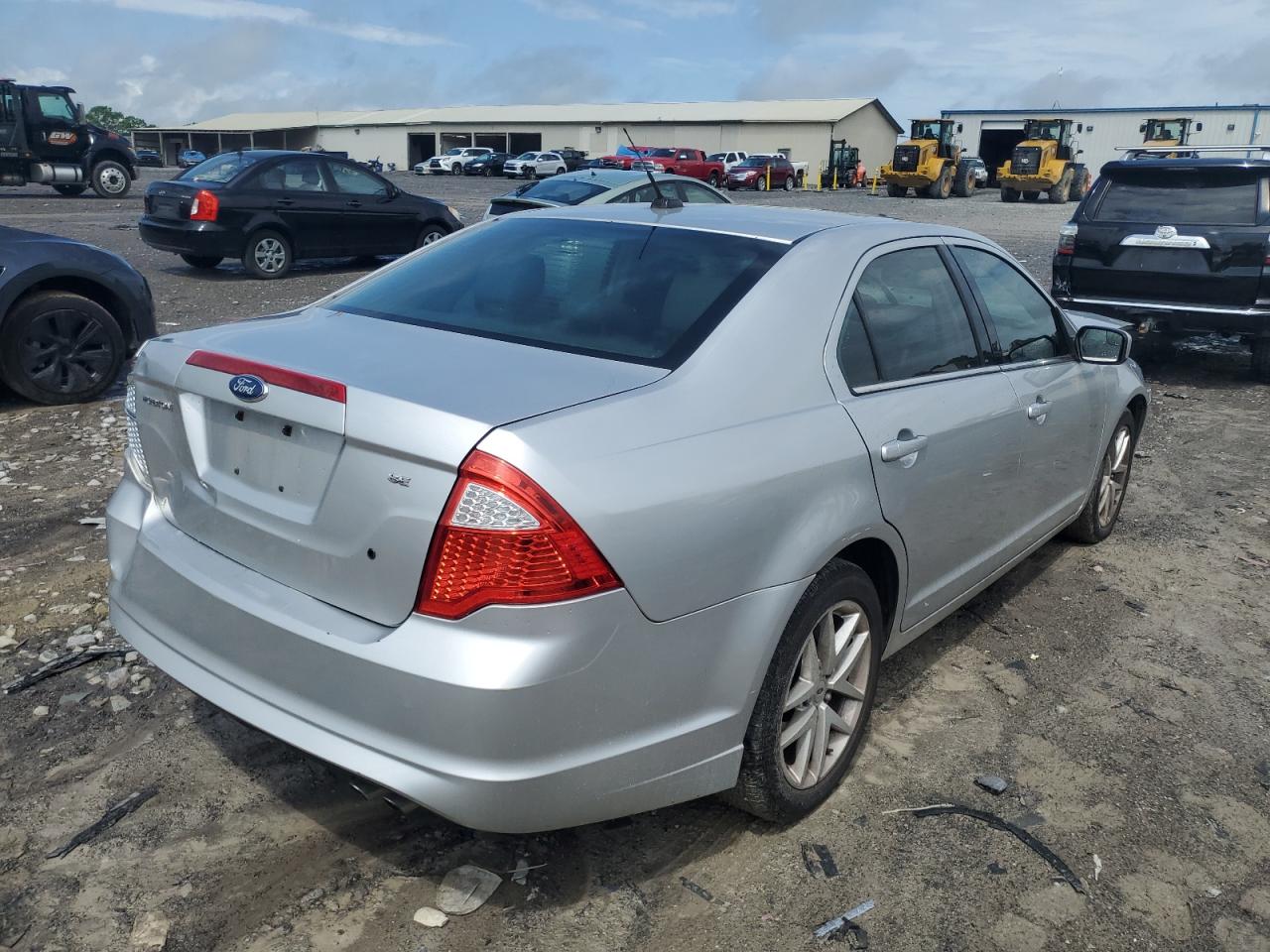 3FAHP0HA0BR343699 2011 Ford Fusion Se