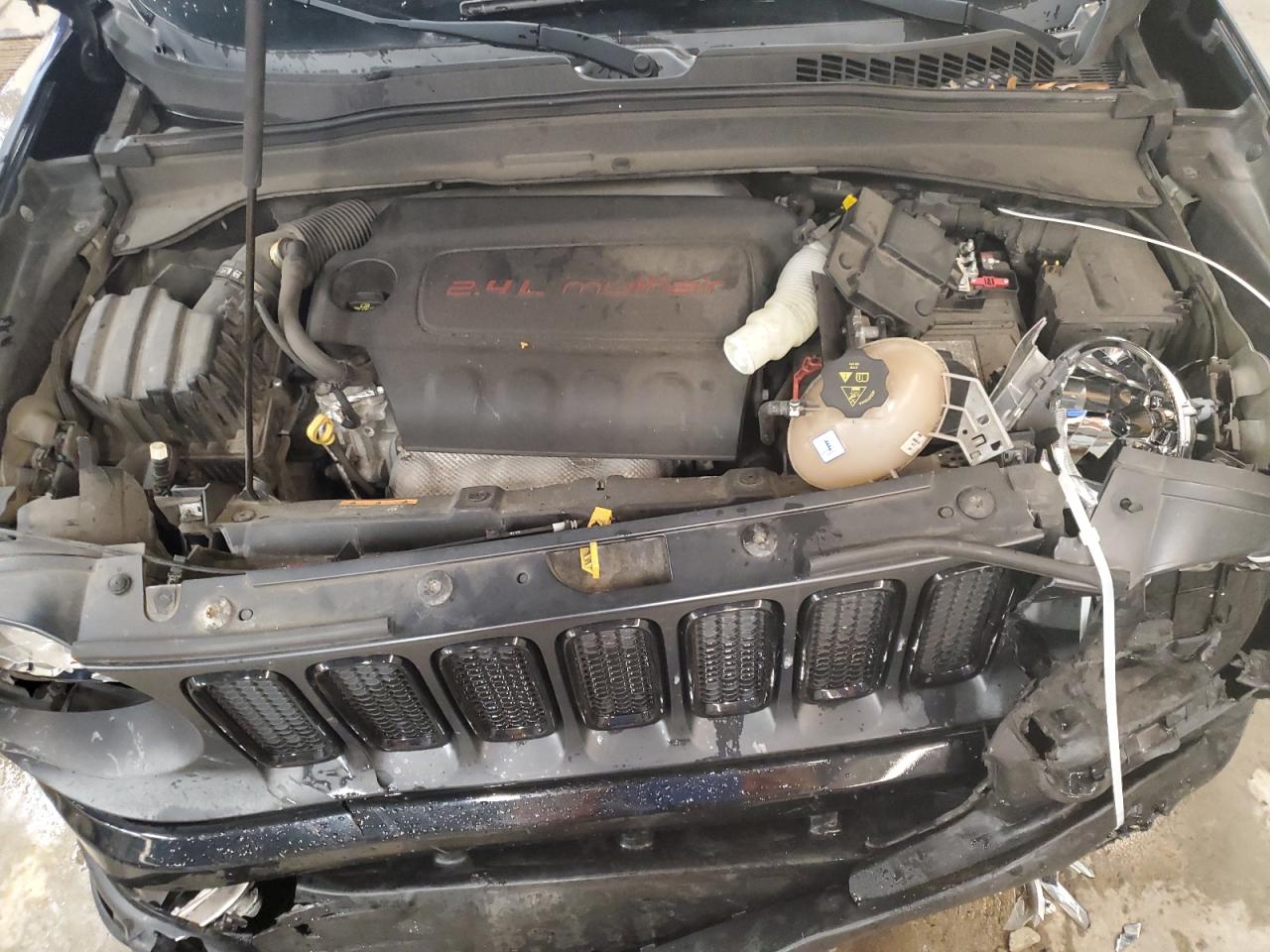 ZACCJABB2HPE68252 2017 Jeep Renegade Latitude