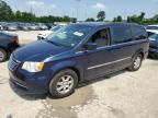 CHRYSLER TOWN & COU photo