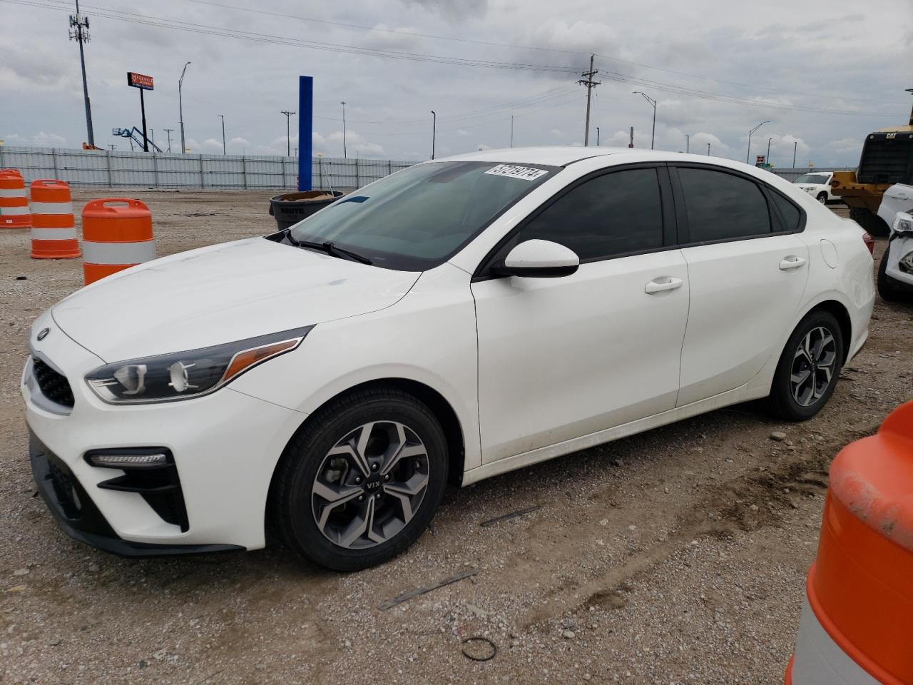 3KPF24AD3KE113223 2019 Kia Forte Fe