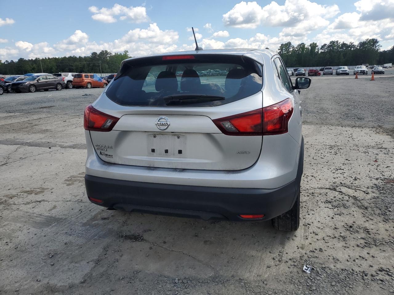 JN1BJ1CR5KW630315 2019 Nissan Rogue Sport S