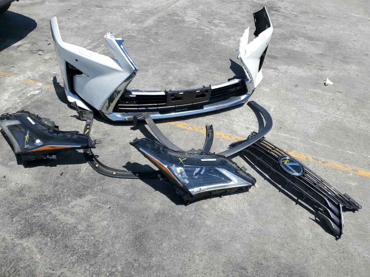 JTJBZMCA2J2035068 2018 Lexus Rx 350 Base