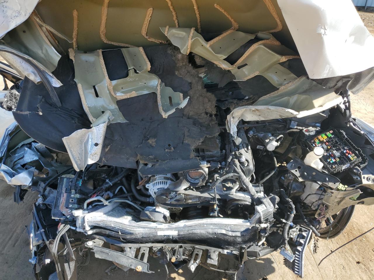 1GNSCBKC2KR408198 2019 Chevrolet Tahoe C1500 Lt