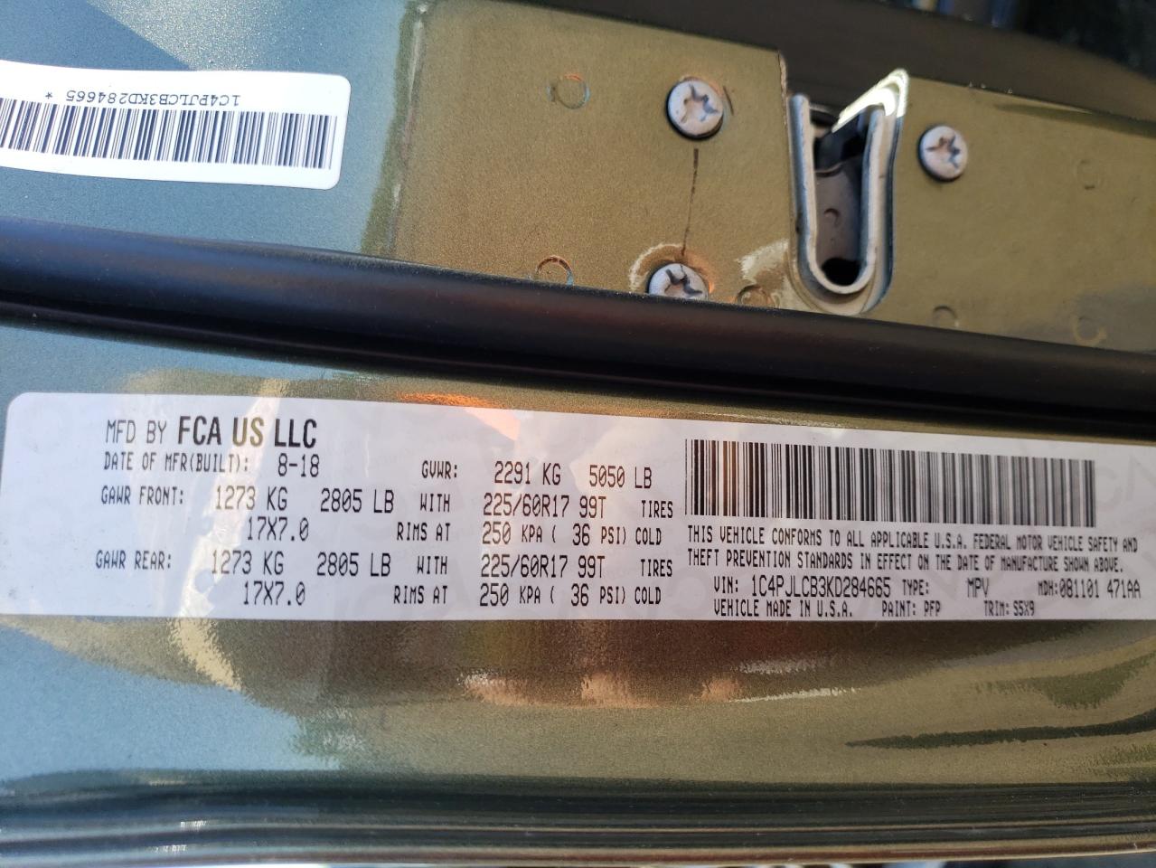 1C4PJLCB3KD284665 2019 Jeep Cherokee Latitude